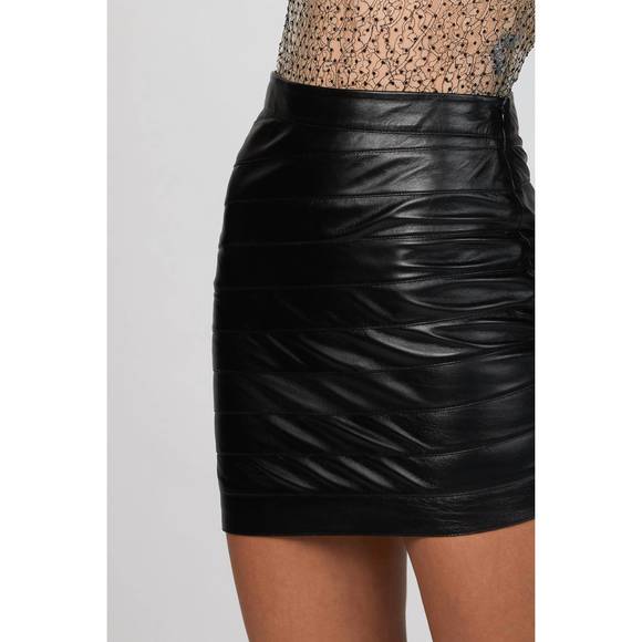 NEW ZEYNEP ARCAY layered mini leather skirt in black - Picture 4 of 5